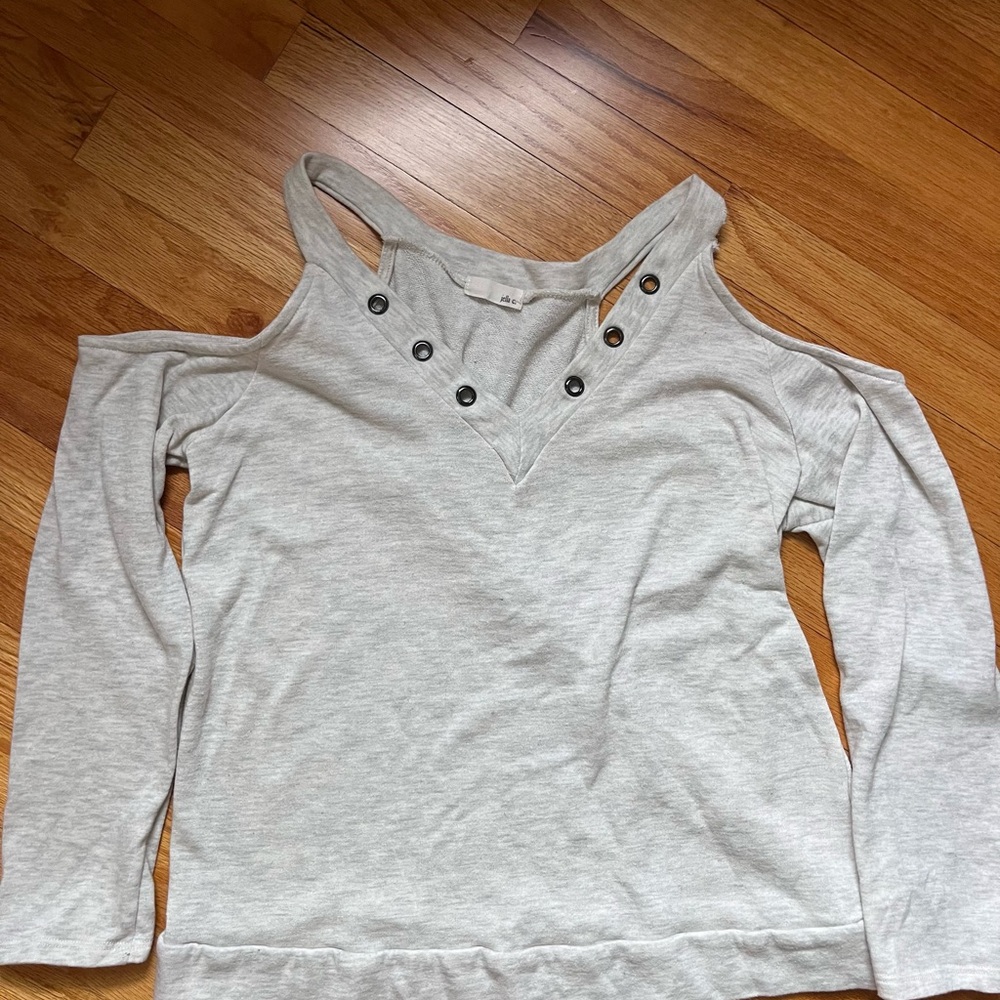 Stylish Gray Cold Shoulder Blouse